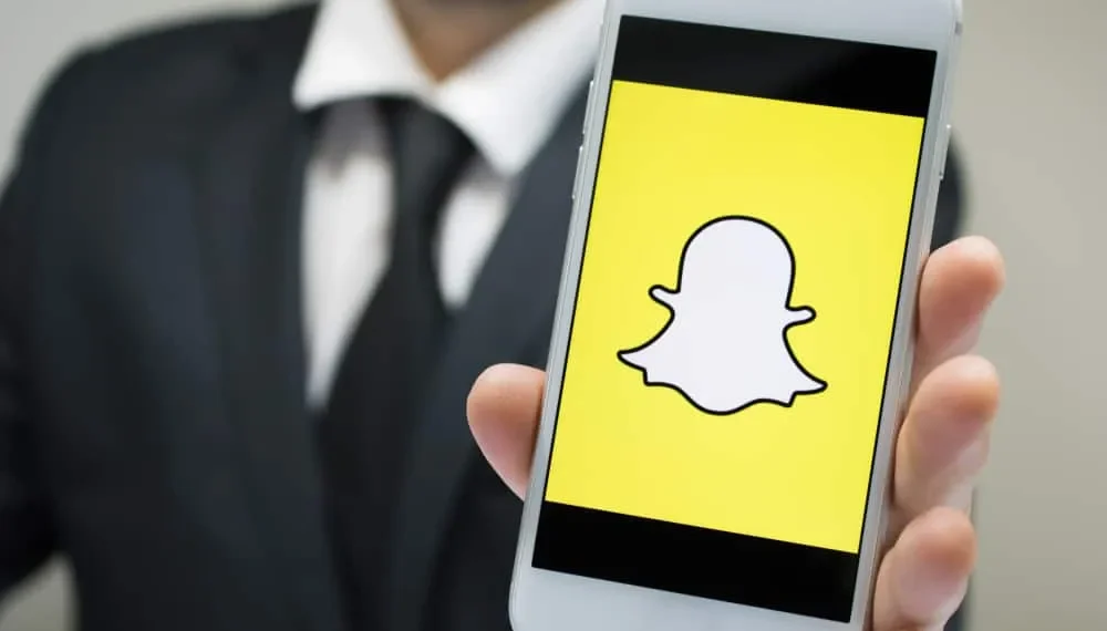 Jak połączyć filmy Snapchat