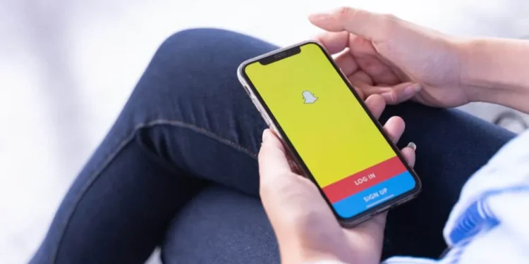 Cara Menghilangkan Discover di Snapchat