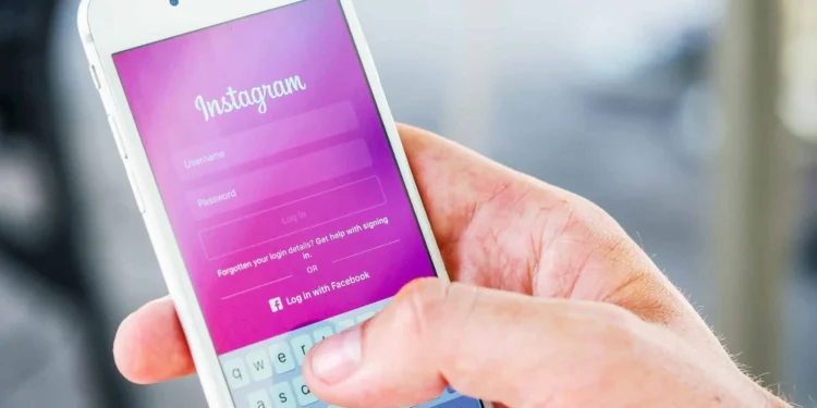 Hvordan vite om noen begrenset deg på Instagram