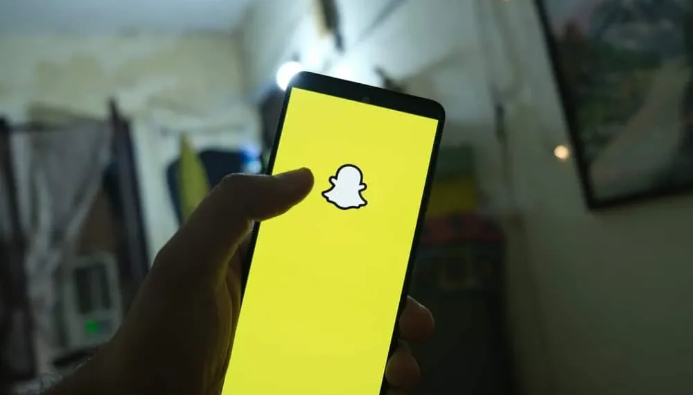 Hogyan lehet elnémítani valakinek a történetét a Snapchat -on